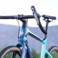 Bianchi Arcadex Shimano GRX Gravel Bike -Glory Cycles Store Online DSC 9835 31272.1657119646