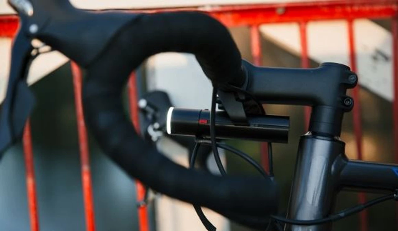 Knog PWR Trail Bike Light (1000L) 3 Knog PWR Trail Bike Light (1000L) - Image 3