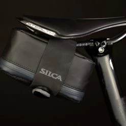Silca Mattone Grande Seat Pack -Glory Cycles Store Online MattoneGrande on bicycle hort 1024x1024 83455.1646360197