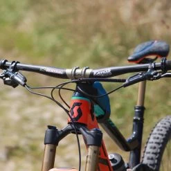 Renthal Fatbar Carbon V2 Riser Handlebar 31.8mm x 800mm 5 Renthal Fatbar Carbon V2 Riser Handlebar 31.8mm x 800mm -Glory Cycles Store Online Renthal Fatbar Carbon 800mm 72180.1566417365