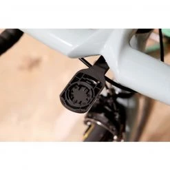 Wahoo Elemnt Bolt Two Bolt Out Front Mount -Glory Cycles Store Online elemntbolttwobolt1 09722.1602026449
