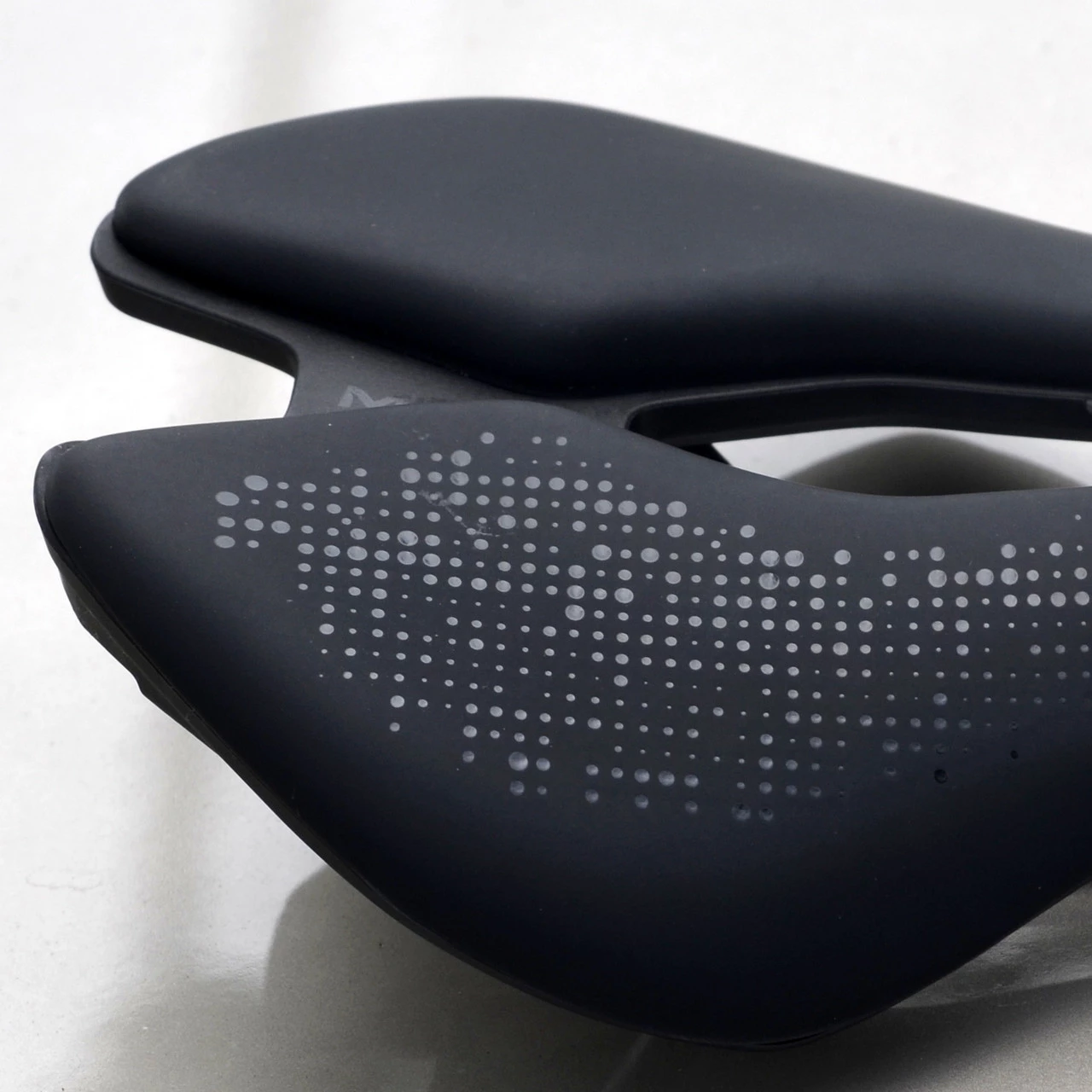 Most Lynx NS Carbon Saddle 6 Most Lynx NS Carbon Saddle - Image 6